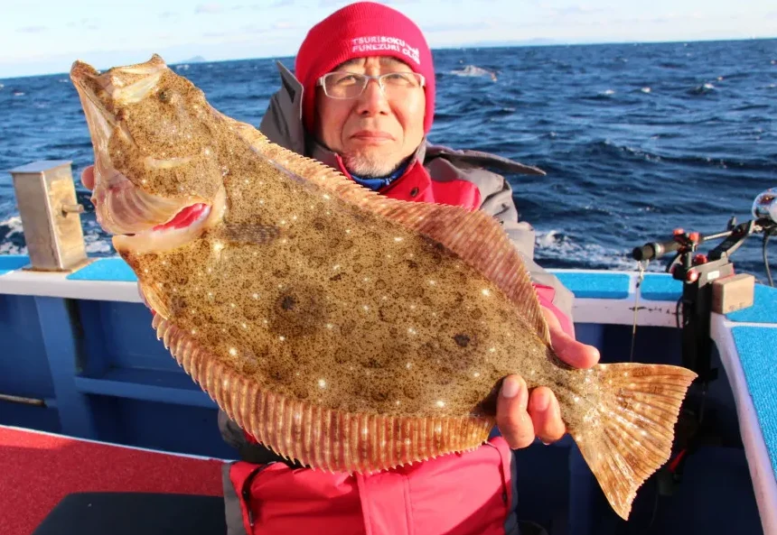 人気のターゲットが釣れています 高級魚 ヒラメ が各地でシーズンイン 釣りに行くならこれからがベスト ニュース つりそく 釣場速報