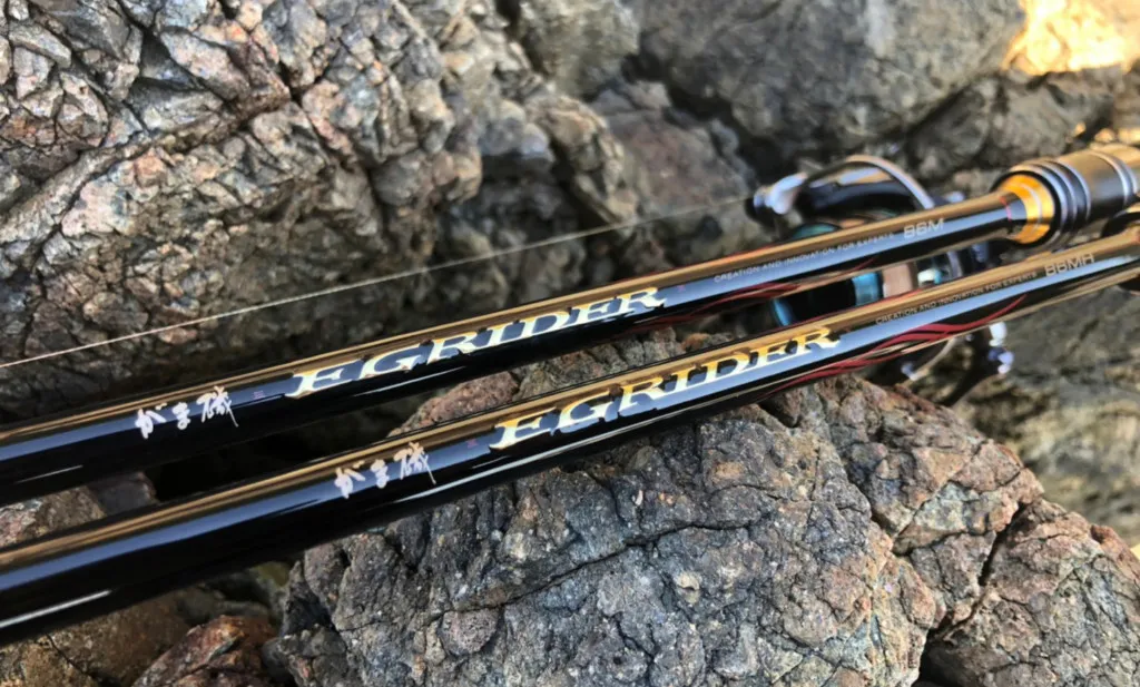 堤防や磯で役に立つ！ 軽くて扱いやすい、エギングロッド「がま磯