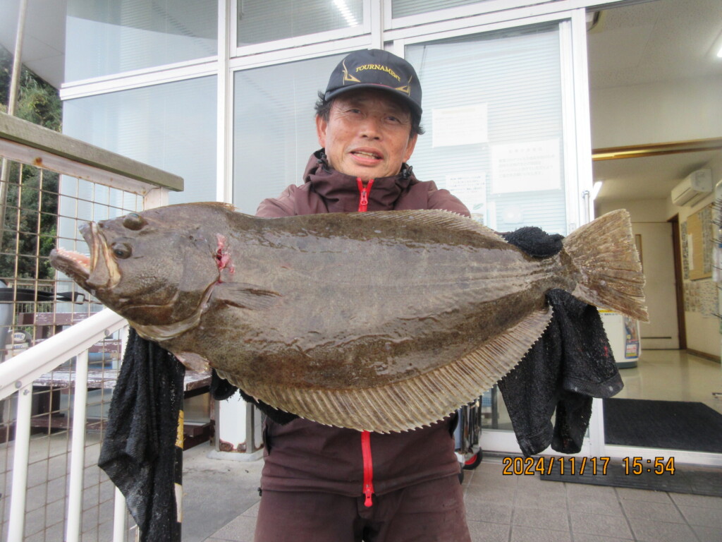 ブリ90cmやサワラ85cm、ヒラメ53.5cmなど大物が続々！【関西の釣り公園