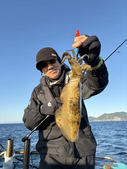 光栄丸 - 三重 南伊勢・礫浦 釣り船 筏