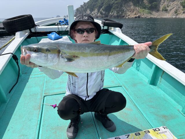 NISHIBORI渡船 | 釣果情報 | NISHIBORI渡船 - 三重・方座浦 筏